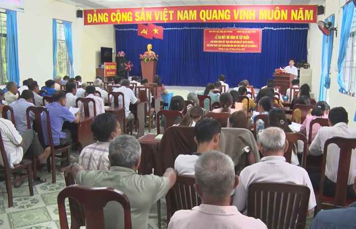 Ra mắt “mô hình điểm về tuyên truyền, phổ biến pháp luật trong vùng đồng bào dân tộc thiểu số” trên địa bàn Phường 2, TX Vĩnh Châu